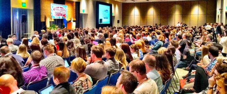 Tech Conference Pro / Con